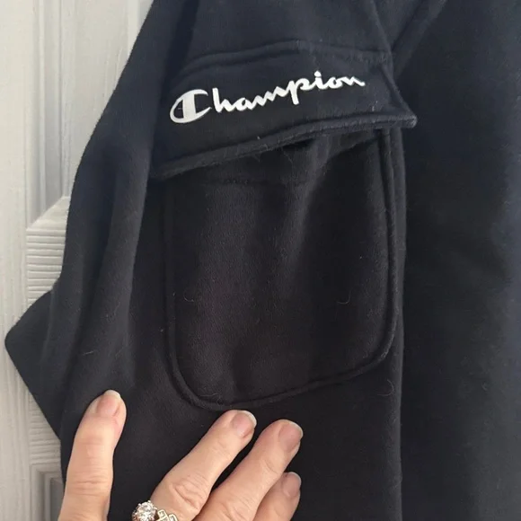 Champion Swearshirt Cropped 1/4 Zip Collar - XL - Picture 2 of 6